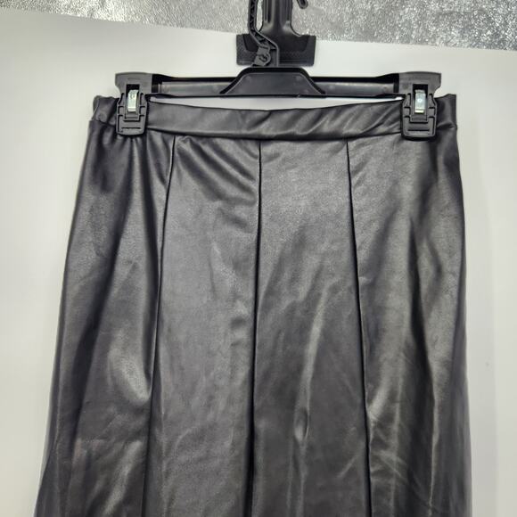 NWT PrettyLittleThing Black Faux Leather Split Leg Flared Goth Punk Pant Women 6 - Picture 8 of 10